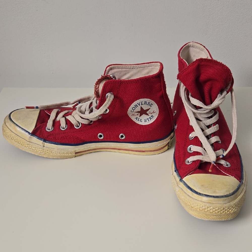Converse Chuck Taylor All Star Red High Top Sneakers Womens 7